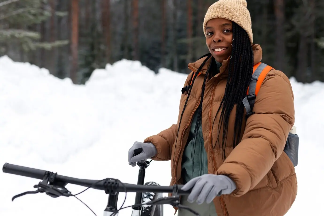 Personas que viajan de manera sostenible